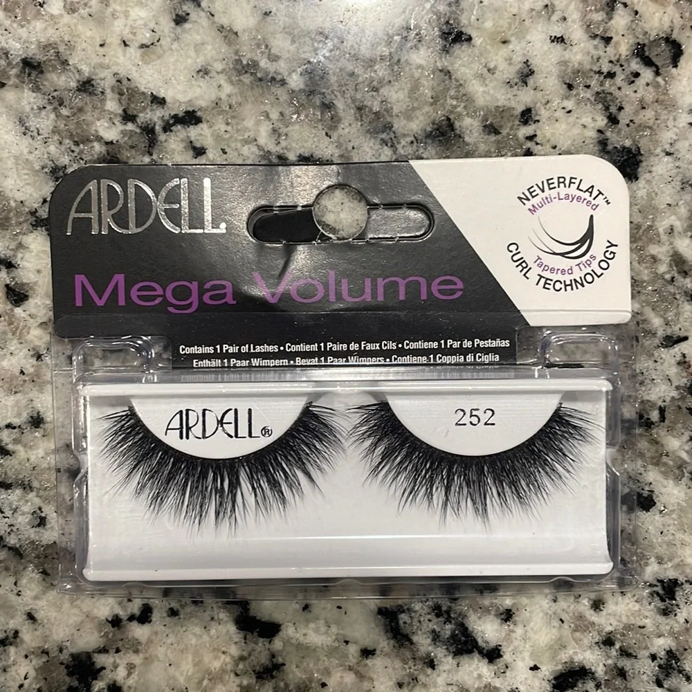 Ardell Mega Volume lashes styles 252 - Picture 1 of 4